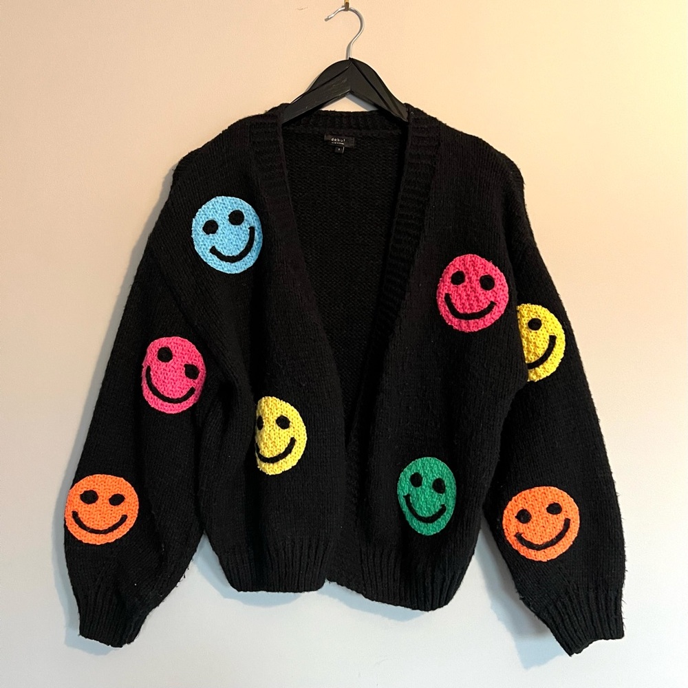 Trendy Black Smiley Face Sweater